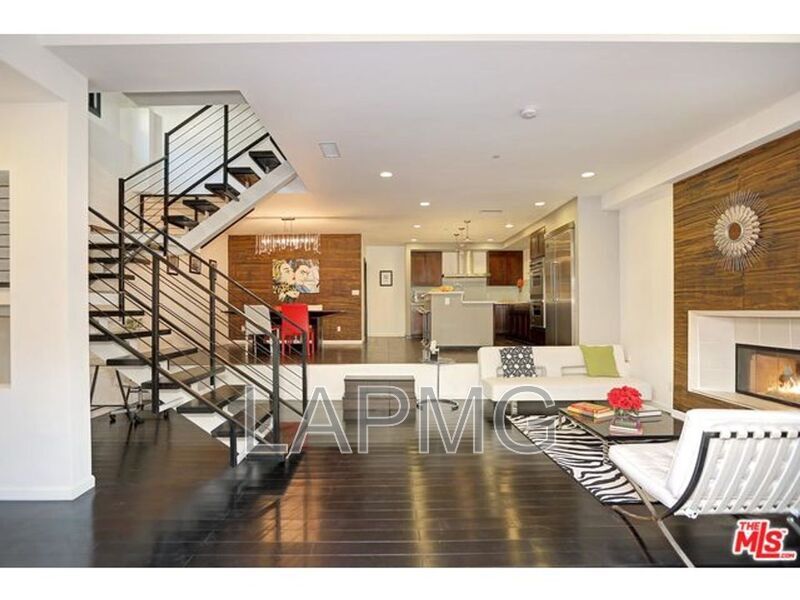 9842 Portola Dr in Beverly Hills, CA - Building Photo