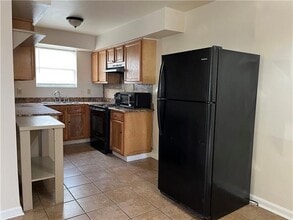 4230 N Claiborne Ave in New Orleans, LA - Building Photo - Building Photo