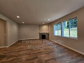 1813 NE 169th St in Ridgefield, WA - Building Photo - Building Photo
