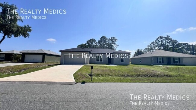 2613 Tolman Ave SE in Palm Bay, FL - Building Photo - Building Photo