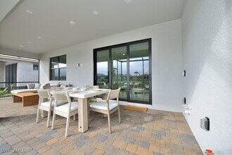 1904 Sierra Ct in Naples, FL - Building Photo - Building Photo