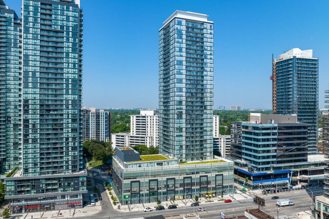 Beacon Condos in Toronto, ON - Building Photo