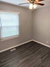 204 Grant Dr in Bolingbrook, IL - Building Photo - Building Photo