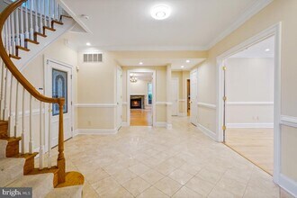 4900 Indian Ln NW in Washington, DC - Building Photo - Building Photo