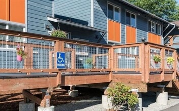 1717 Douglas Hwy in Juneau, AK - Building Photo - Building Photo