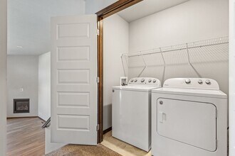 3355 Pr Hts Wy in West Fargo, ND - Building Photo - Building Photo