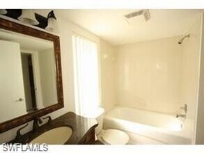 8265 Ibis Club Dr-Unit -603 in Naples, FL - Foto de edificio - Building Photo