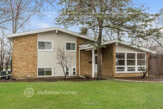 232 Valerie Ct in Glenview, IL - Building Photo - Building Photo