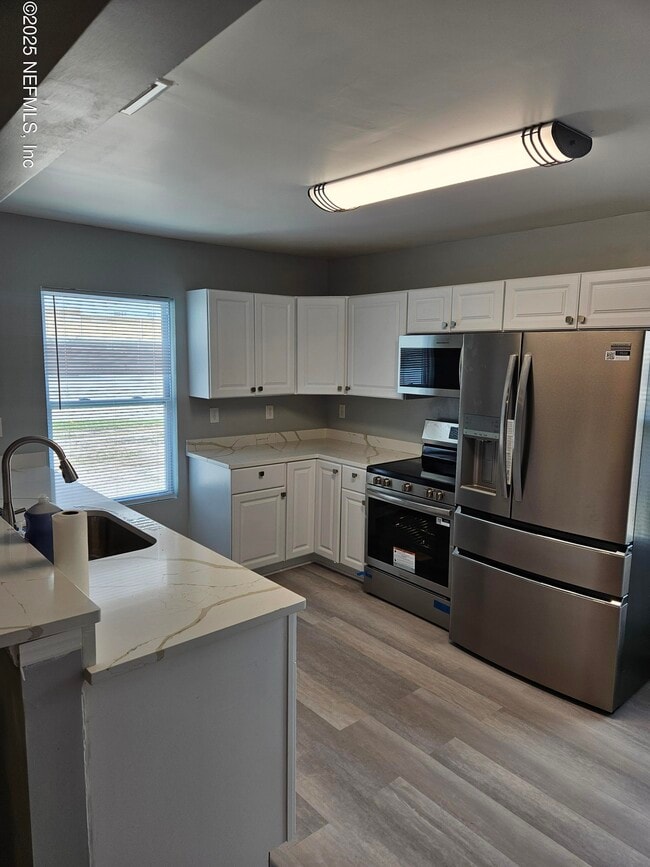property at 6005 Chester Ave