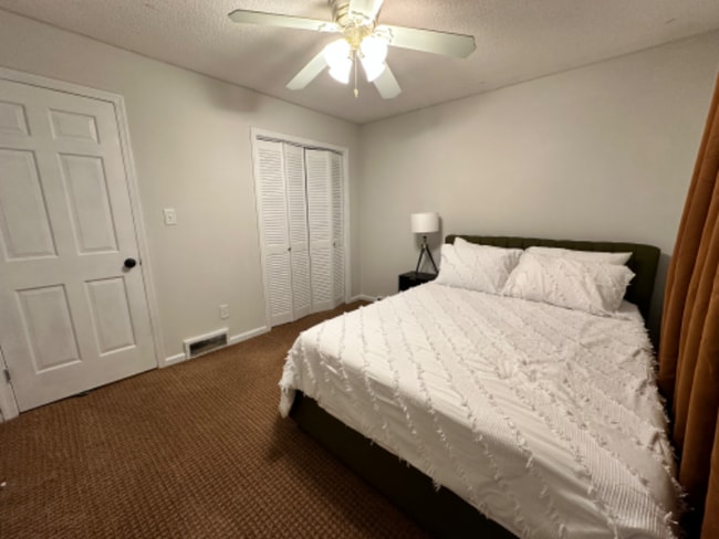 3105 Covedale St in High Point, NC - Foto de edificio - Building Photo