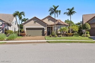 16133 Camden Lakes Cir in Naples, FL - Building Photo