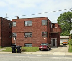 272 Birmingham St Apartments