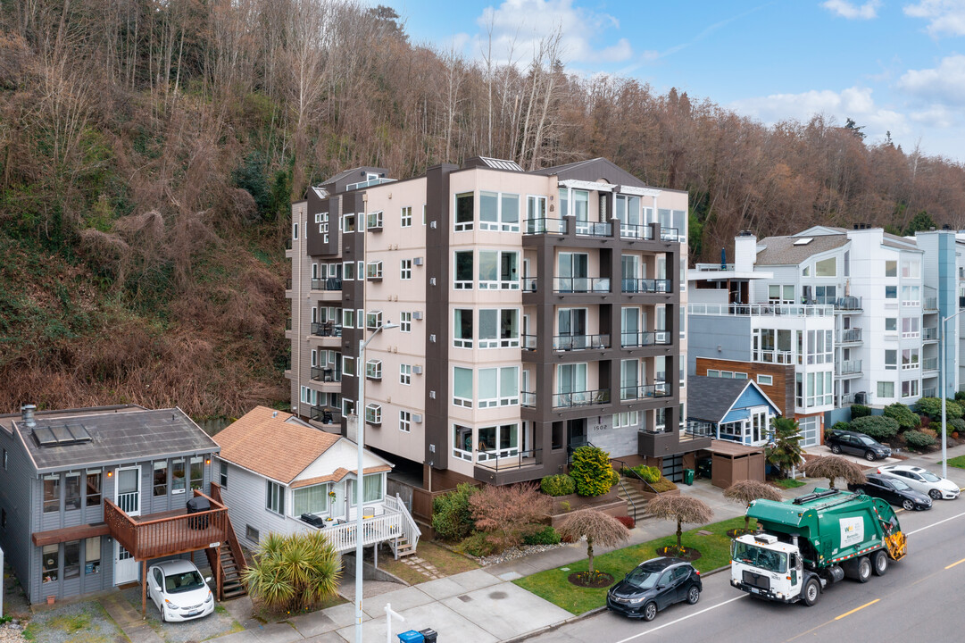 Regatta On Alki in Seattle, WA - Building Photo