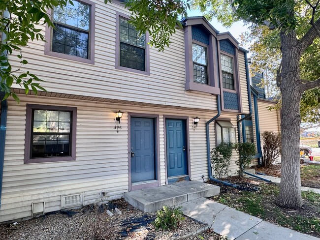 396 S Memphis Way in Aurora, CO - Building Photo - Building Photo