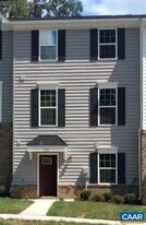 1121 Sunset Ave Ext in Charlottesville, VA - Building Photo