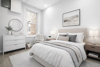 369 W 36th St., Unit 2B in New York, NY - Building Photo - Building Photo