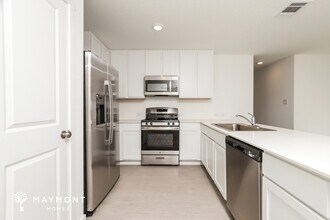 14814 Warwick Shire in San Antonio, TX - Building Photo - Building Photo