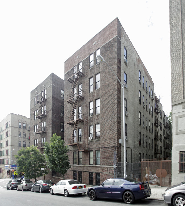 210 E 166th St in Bronx, NY - Building Photo - Building Photo