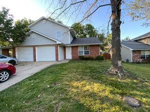 3569-3571-3571 Prescott Dr in Columbia, MO - Foto de edificio - Building Photo