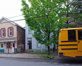 330 First St in Troy, NY - Building Photo - Building Photo