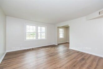 429-1 Chestnut St in Harrodsburg, KY - Building Photo - Building Photo