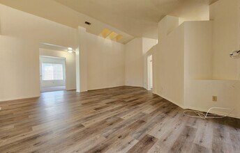 11867 Venetian Dr in Moreno Valley, CA - Building Photo - Building Photo