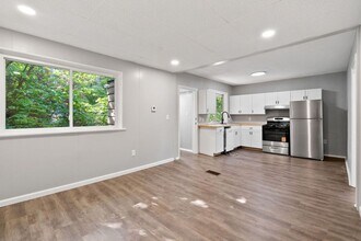 7702 Cannon St in Pittsburgh, PA - Building Photo - Building Photo