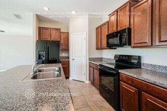 10107 Berryessa Ave in Riverview, FL - Foto de edificio - Building Photo