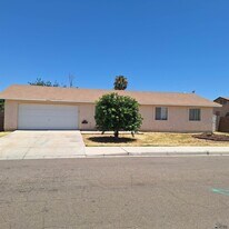 4234 W 21st Ln in Yuma, AZ - Building Photo