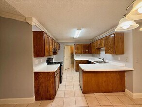 1925 S P St in Rogers, AR - Building Photo - Building Photo