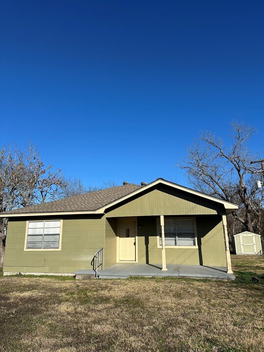 5561 Father Jaron St in Chappell Hill, TX - Building Photo