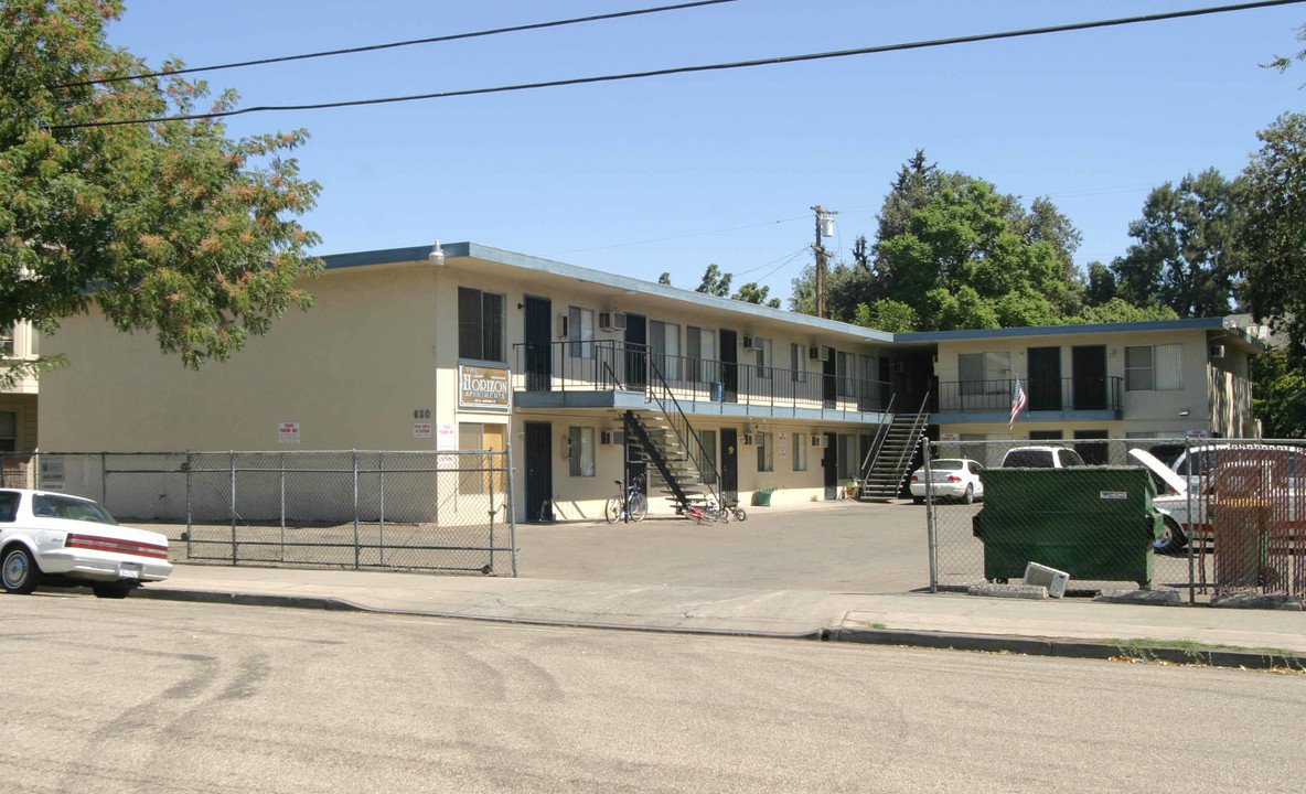 Horizon Apartments in Stockton, CA - Building Photo