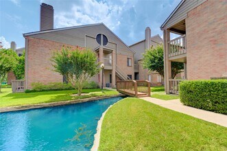 2023 Gentryside Dr in Houston, TX - Building Photo - Building Photo