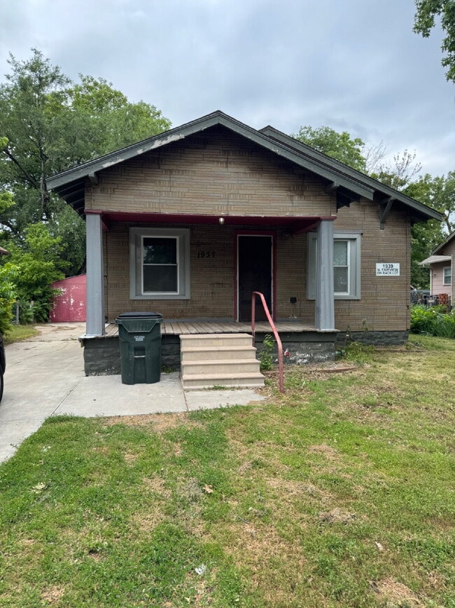 property at 1937 N Fairview Ave