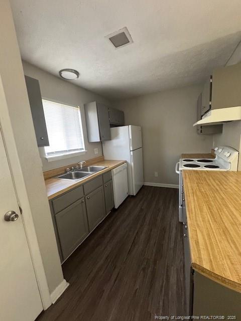 property at 827 Applewood Ln