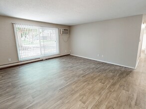 THE LEGACY in Waite Park, MN - Building Photo - Building Photo