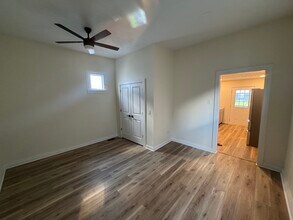 1221 Payne St in Louisville, KY - Building Photo - Building Photo