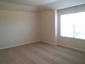 10039 Berrypatch Ln in Tomball, TX - Building Photo - Building Photo