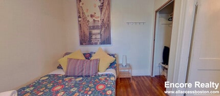 56 Queensberry St in Boston, MA - Building Photo - Building Photo