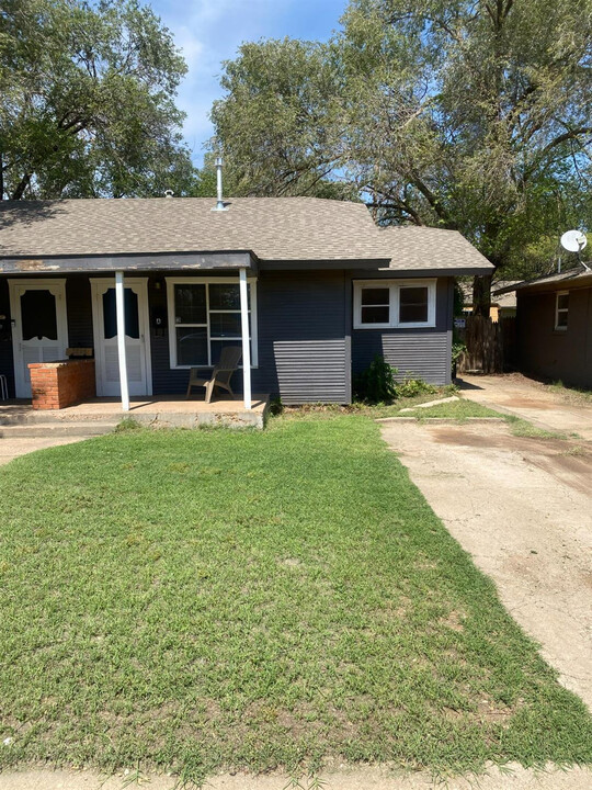 2218 18th St in Lubbock, TX - Building Photo