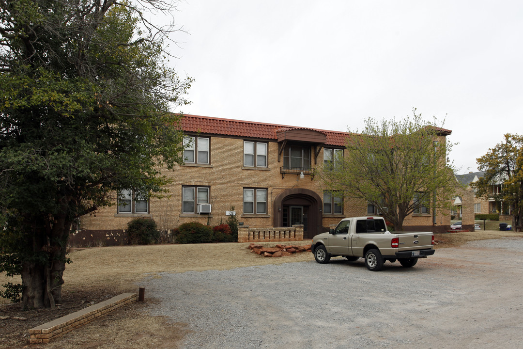 36th Terrace Apartments in Oklahoma City, OK - Foto de edificio