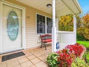 20 Frongillo Farm Rd in Worcester, MA - Building Photo - Building Photo