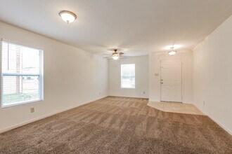 14215 Luscombe Farm Rd in Charlotte, NC - Building Photo - Building Photo