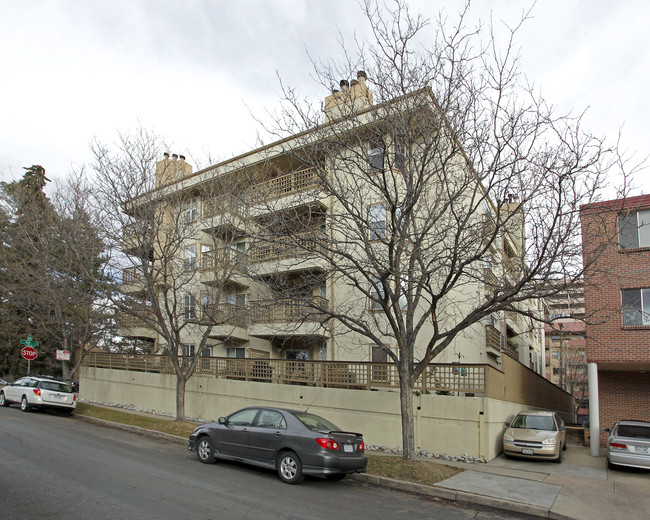 Parkside on Cherry Creek in Denver, CO - Building Photo - Building Photo