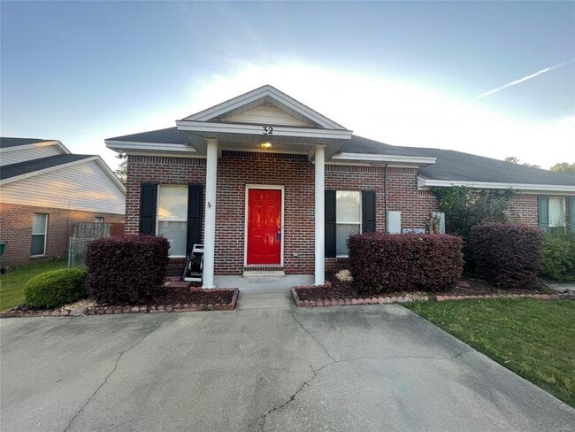 property at 32 JamesTown Loop