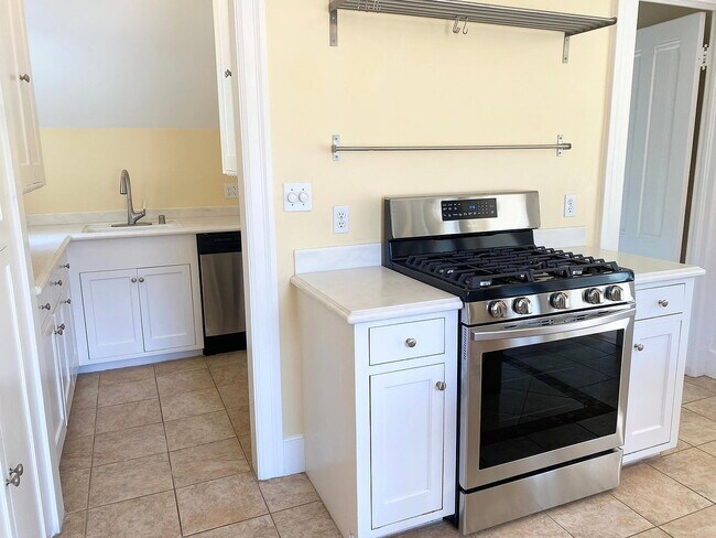 225 Roosevelt Way in San Francisco, CA - Building Photo - Building Photo