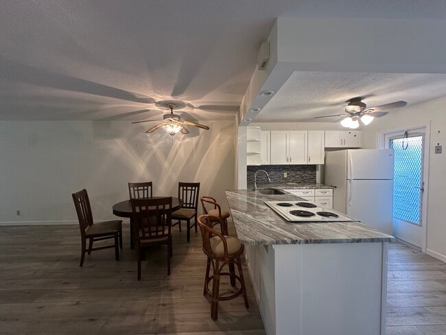 2102 NE 1st Way, Unit 101 in Boynton Beach, FL - Building Photo - Building Photo