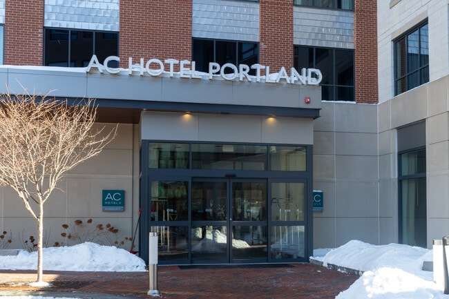 Twenty Thames in Portland, ME - Building Photo - Building Photo