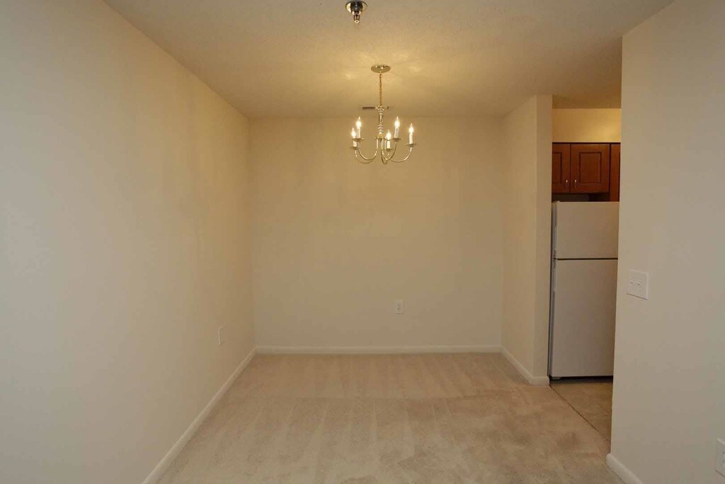 Lee Overlook Apartments in Centreville, VA