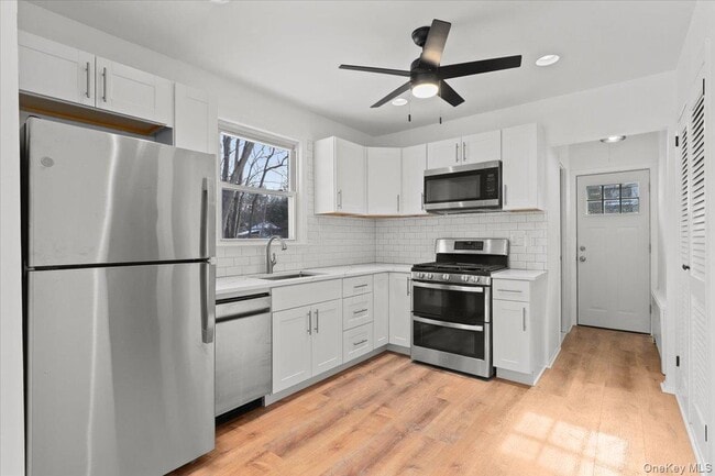 300 Waccabuc Rd in Goldens Bridge, NY - Building Photo - Building Photo